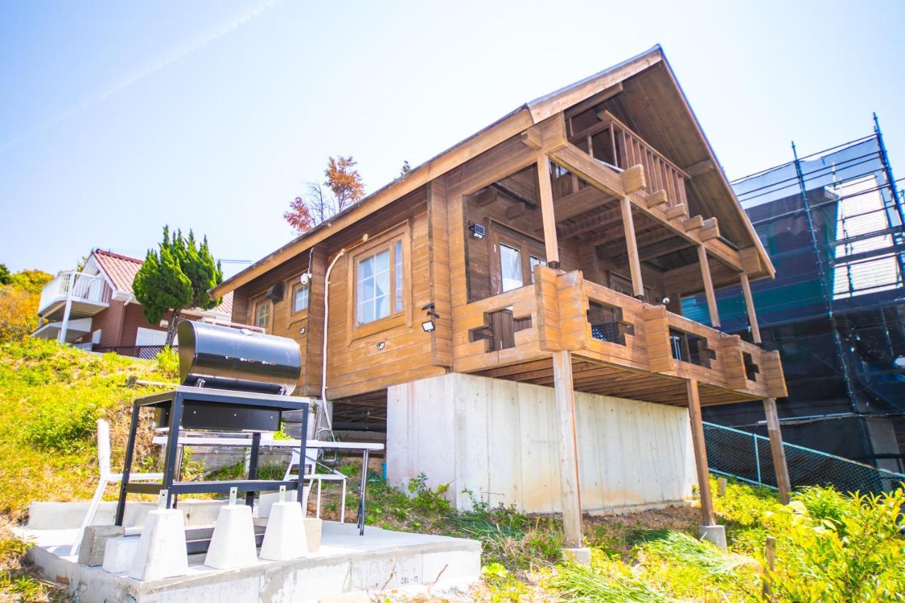 洲本市 Awaji Seaside Log House In Goshiki 1ヴィラ エクステリア 写真